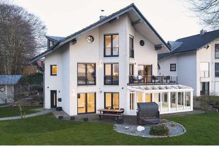 Haus zum Kaufen in Schacht-Audorf 1.379.000,00 € 291 m²