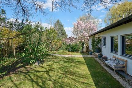 Bungalow in beliebter Lage mit idyllischem Garten - Starnberg Söcking