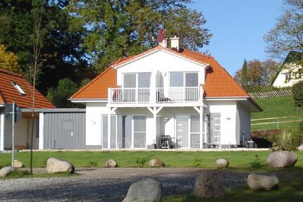 Direkt am Schweriner See: Exklusives Ferienhaus - Bad Kleinen