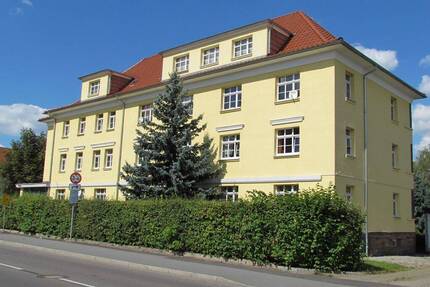 Praktische 3-Zimmer-Wohnung mit Einbauküche des Vormieters. - Heidenau