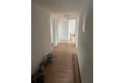 3 Zimmer Wohnung - 650,00&nbsp;EUR Kaltmiete, ca.&nbsp; 82,90&nbsp;m&sup2;&nbsp;Wohnfl&auml;che in Bad Pyrmont (PLZ: 31812)