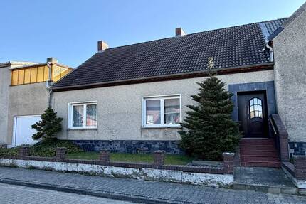 Wohnen auf einer Ebene, überdachte Terrasse, Garage, Garten - Salzwedel Pretzier