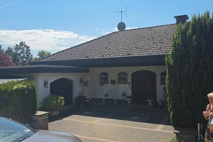 Freistehendes Einfamilienhaus - 540.000,00&nbsp;EUR Kaufpreis, ca.&nbsp; 294,00&nbsp;m&sup2; in Bad Münstereifel (PLZ: 53902)