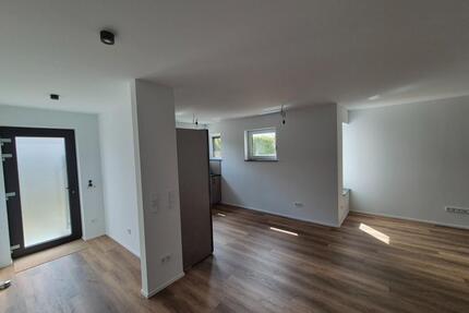 Moderne 2-Zimmer-Einliegerwohnung im Erstbezug - Elsenfeld