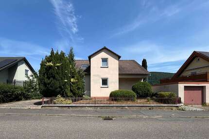Haus zum Kaufen in Amorbach 379.000,00 € 272 m²