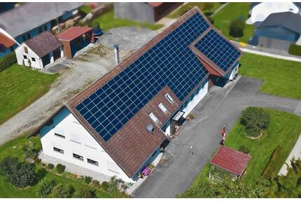 Idyllischer Ex-Bauernhof ● 1.793 m² Grund ● Scheune & Stall ● PV - Rot an der Rot