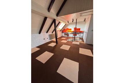 Charmante Maisonettewohnung mit Privatgarten, Loggia & Garage - Essen Stadtbezirk IV