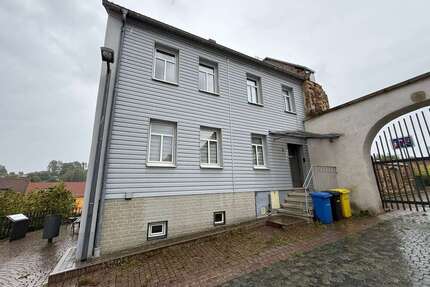Haus zum Kaufen in Münchenbernsdorf 69.000,00 € 90 m²