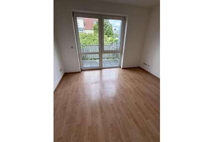 Wohnung zum Mieten in Schönefeld 1.200,00 € 50 m²