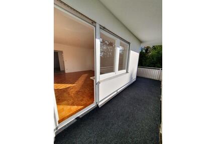 Pöcking 2 Zimmer Wohnung mit großem Balkon