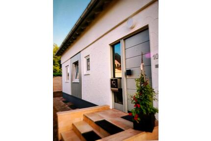 Einfamilienhaus zur Miete - 1.890,00&nbsp;EUR Kaltmiete, ca.&nbsp; 156,00&nbsp;m&sup2; in Hechingen (PLZ: 72379)