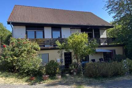 Haus zum Kaufen in Schotten 339.000,00 € 263 m²