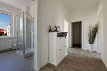 Wohnung zum Mieten in Dessau-Roßlau 560,00 € 69.82 m²