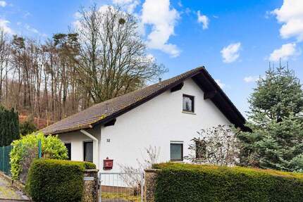 **Großzügiges Einfamilienwohnhaus mit Ausbaureserve in Waldrandnähe** - Gelnhausen Hailer