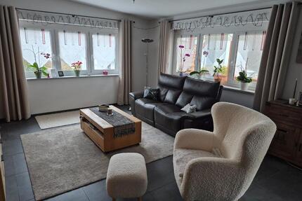 Moderner Flachbau-Anbau - 1.300,00&nbsp;EUR Kaltmiete, ca.&nbsp; 125,00&nbsp;m&sup2; in Fürth (PLZ: 90768) Atzenhof