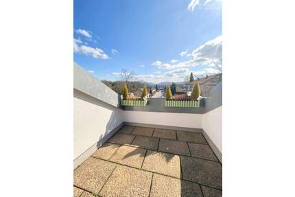 Ihr Rückzugsort über den Dächern! - Singen (Hohentwiel)