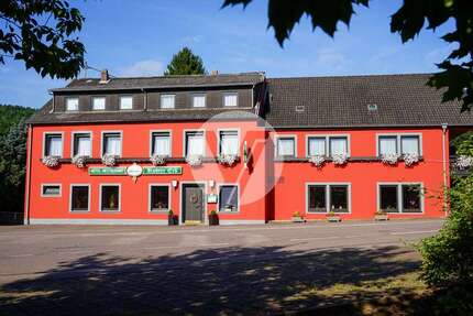 Haus zum Kaufen in Taben-Rodt 429.000,00 € 420 m²