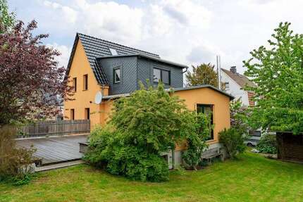 Haus zum Kaufen in Großröhrsdorf 425.000,00 € 130 m²