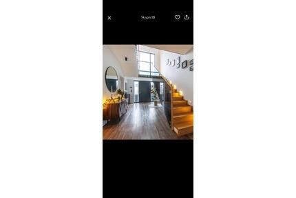 Haus zu verkaufen - 1.500.000,00&nbsp;EUR Kaufpreis, ca.&nbsp; 270,00&nbsp;m&sup2; in Brieselang (PLZ: 14656)