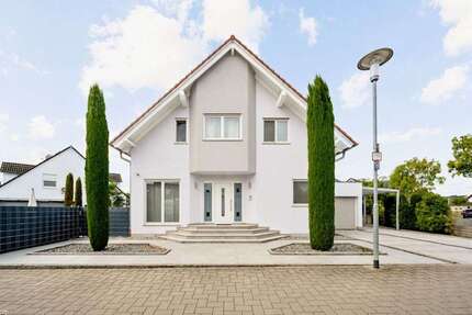 Haus zum Kaufen in Frankenthal (Pfalz) 990.000,00 € 230 m²