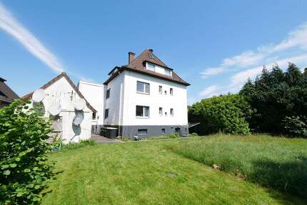 Haus zum Kaufen in Bielefeld Quelle 579.000,00 € 294.83 m² - Bielefeld / Quelle