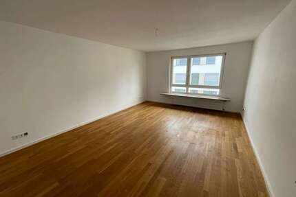 Wohnung zum Mieten in Frankfurt 2.190,00 € 102 m²