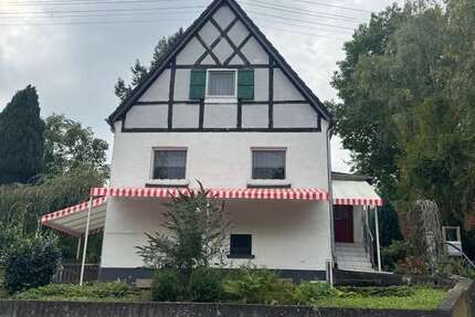 Haus zum Kaufen in Altenkirchen (Westerwald) 198.880,00 € 91 m²