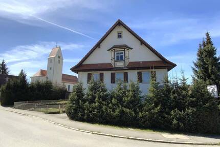 Großes Ein oder Zweifamilienhaus zwischen Leutkirch-Kisslegg und Bad Wurzach