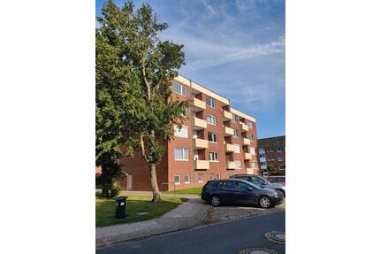 WG Zimmer in 3er WG - 330,00&nbsp;EUR Kaltmiete, ca.&nbsp; 30,00&nbsp;m&sup2; in Nordenham (PLZ: 26954)