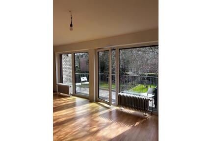 2 Zimmer, Küche, Diele, Bad, großer Balkon - Herzogenrath
