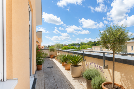 Wohnung zum Mieten in Wiesbaden 1.350,00 € 121.26 m²