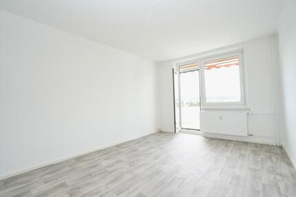 TRAUMHAFTER AUSBLICK - 371,00&nbsp;EUR Kaltmiete, ca.&nbsp; 71,16&nbsp;m&sup2; in Chemnitz (PLZ: 09130) Hilbersdorf