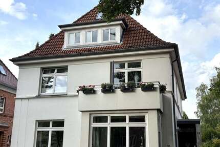 Haus zum Kaufen in Lübeck 790.000,00 € 255 m²
