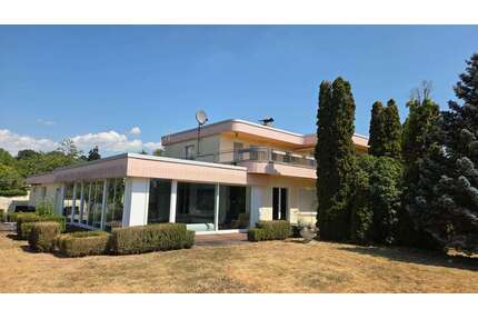 Haus zum Kaufen in Wiesbaden 1.790.000,00 € 366 m²
