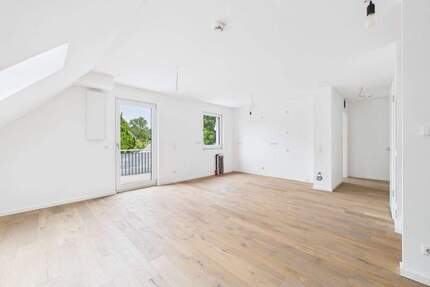 Sofort beziehbar! Maisonette-Wohnung mit großem Balkon - Lübeck Travemünde