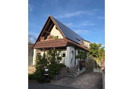 Individuelles Familienhaus m. Garten und PV Anlage PROVISIONSFREI - Röttenbach