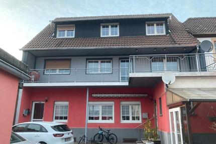 Modernisierte DACHGESCHOSS-WOHNUNG in Rammelsbach