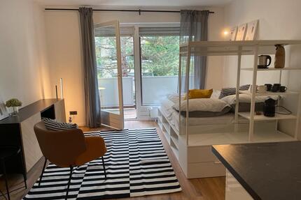 Helle, voll möblierte 1-Zimmer-Wohnung mit Balkon - Hirschgarten - München Sendling-Westpark