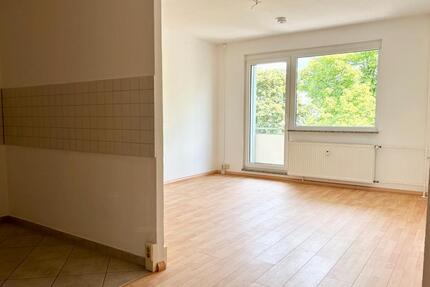 Kappel * Praktische 3 Zimmer * Balkon * Frei - Chemnitz Kapellenberg