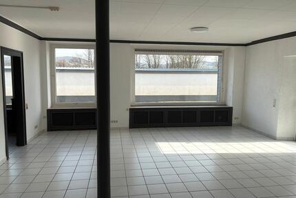 Büro , Laden oder? 01714274038 - 600,00&nbsp;EUR Kaltmiete, ca.&nbsp; 6,00&nbsp;m&sup2; in Bad Breisig (PLZ: 53498)
