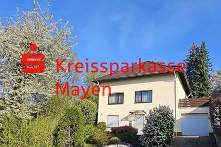 Haus zum Kaufen in Vallendar 490.000,00 € 215 m²