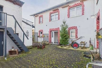 Haus zum Kaufen in Oberehe Stroheich 197.000,00 € 220 m²