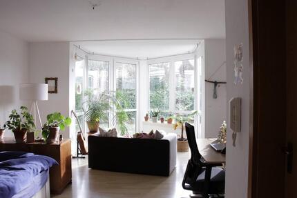 Lichtdurchflutete und ruhig gelegene Wohnung in Würzburg-Versbach