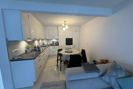 4 Wohnungen + 1 Laden - Attraktives Wohn- und Geschäftshaus in zentraler Lage von Pforzheim-Eutingen - Pforzheim - Eutingen