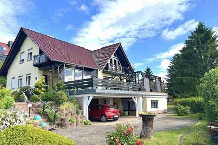 Haus zum Kaufen in Breitenbach 350.000,00 € 260 m²