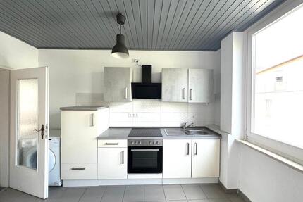 Helle, großzügige Wohnung in Pforzheim Nordstadt, WG tauglich
