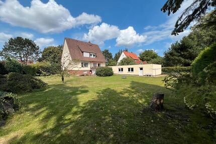 Einfamilienhaus mit großem Grundstück in der Kernstadt - Neustadt am Rübenberge