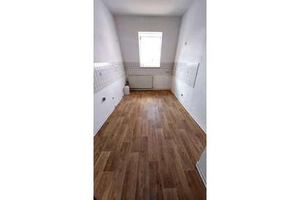 Wohnung zum Mieten in Weißenfels 465,00 € 77 m²