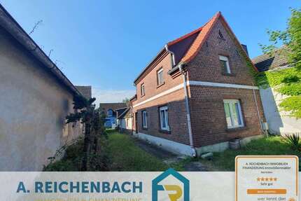 Haus zum Kaufen in Pressel 54.000,00 € 114 m²