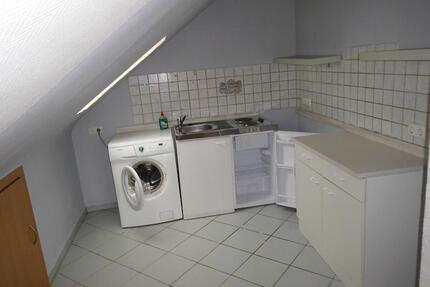 helle Dachwohnung - 450,00&nbsp;EUR Kaltmiete, ca.&nbsp; 58,00&nbsp;m&sup2; in Saarbrücken (PLZ: 66130) Brebach-Fechingen